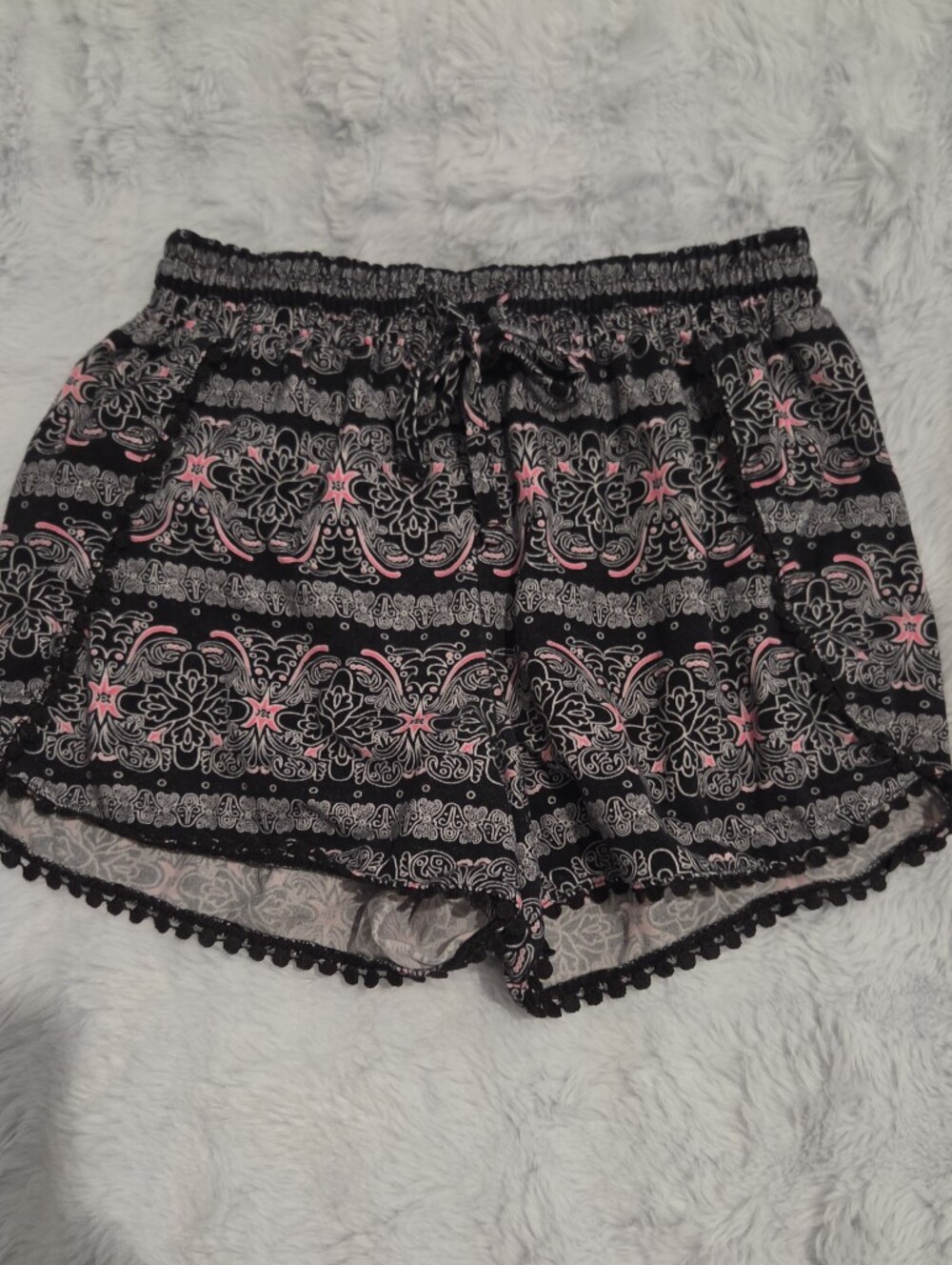 Extremely Me Girls Black & Pink Patterned Pom-Trim Shorts